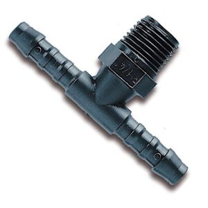 Slangetilslutning T - G1/4" plast er en sort T-formet plastfitting med to modhager og en G1/4" gevind, ideel til tilslutning af fleksible slanger eller rør i VVS- eller vandingsapplikationer.